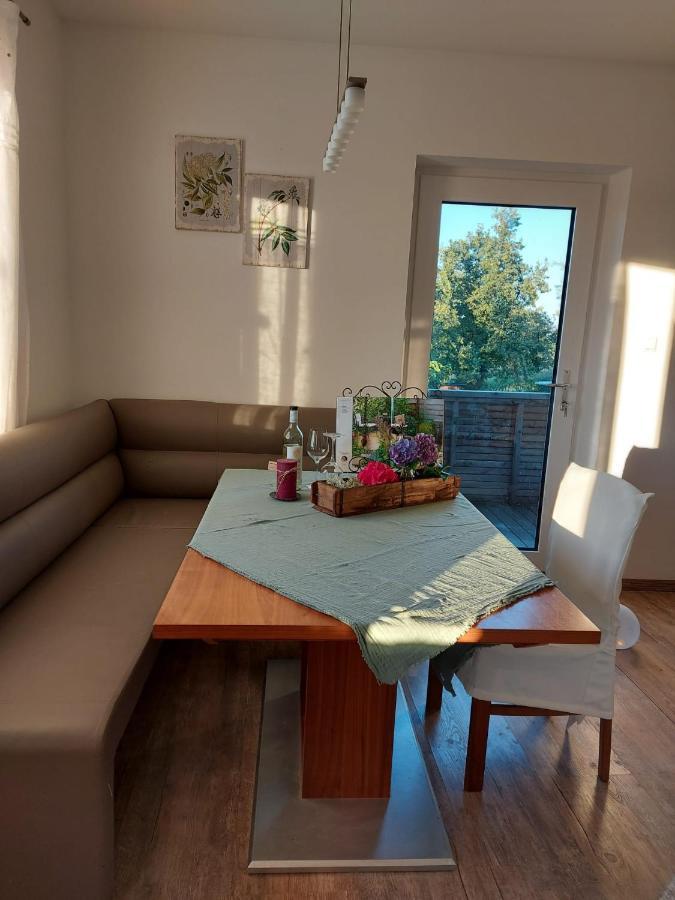 Wildkraut'S Kraeuterbauernhof - Ferienwohnung Kremsmunster Bagian luar foto