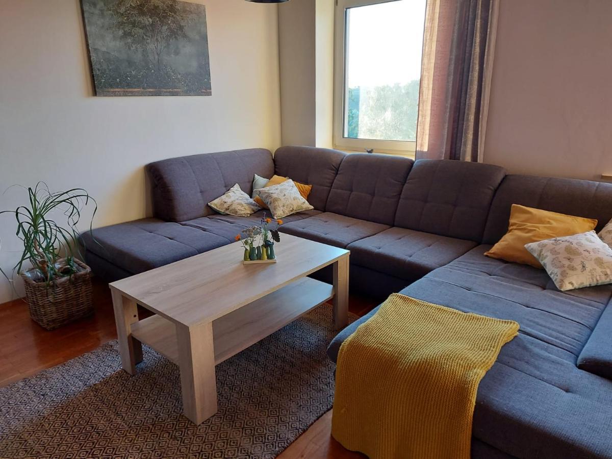 Wildkraut'S Kraeuterbauernhof - Ferienwohnung Kremsmunster Bagian luar foto